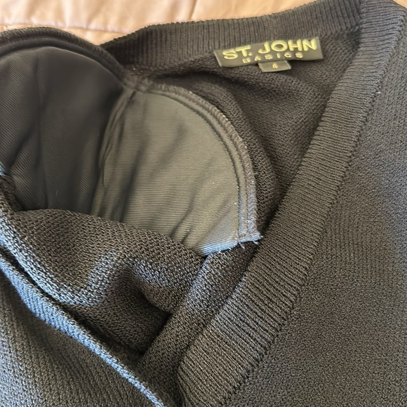 ST. JOHN Basics size 4 dress coat in excellent condition.  Rich black color. - Picture 6 of 10